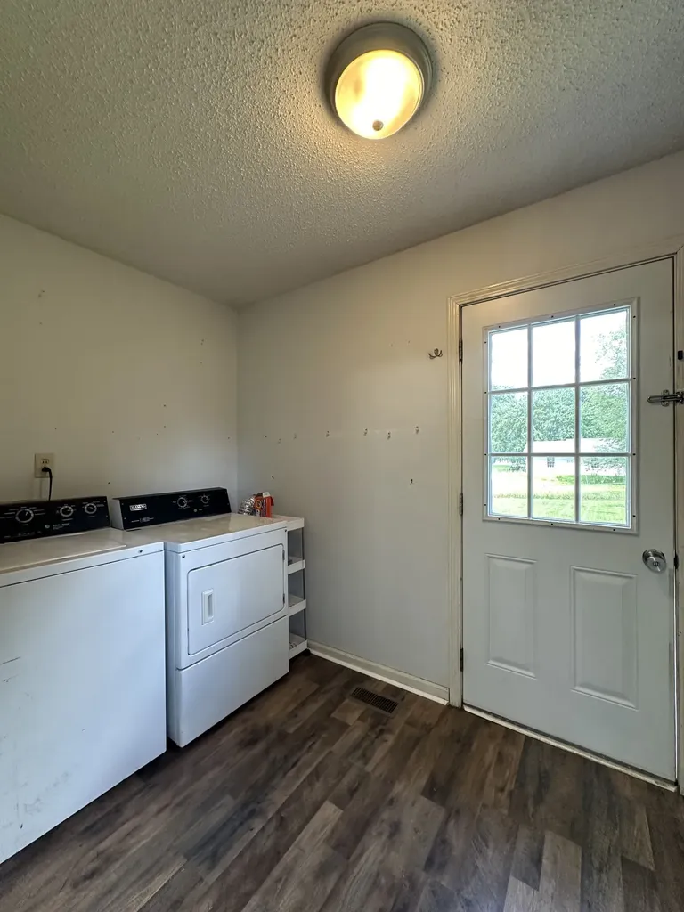 587 Anita Drive Clarksville TN 37042