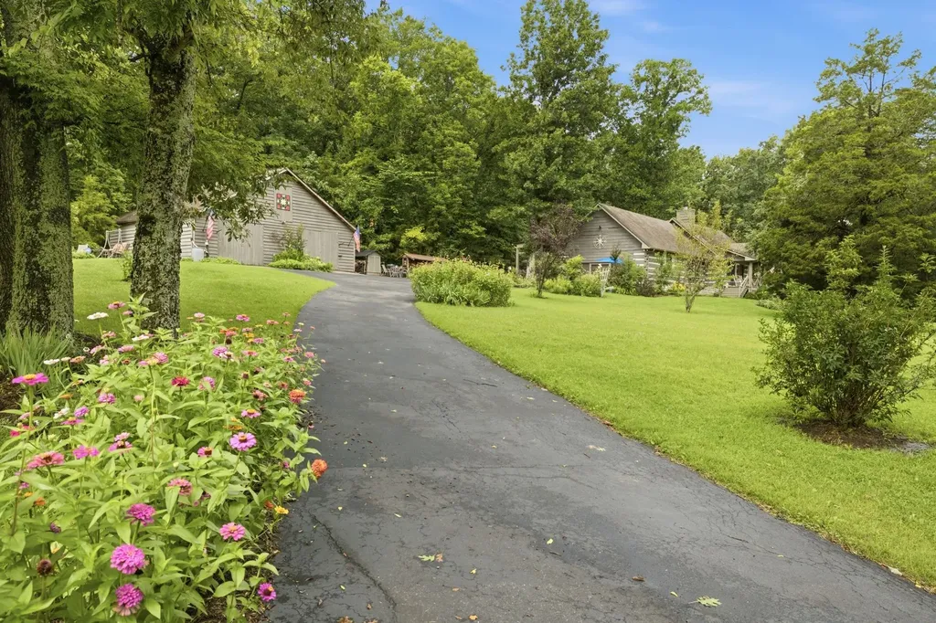 2708 York Road Nolensville TN 37135