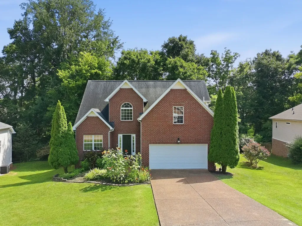 2070 Dinan Court Spring Hill TN 37174