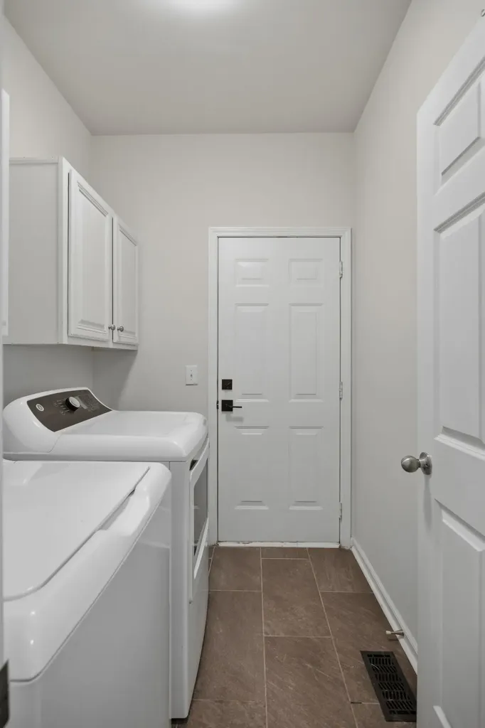 2070 Dinan Court Spring Hill TN 37174