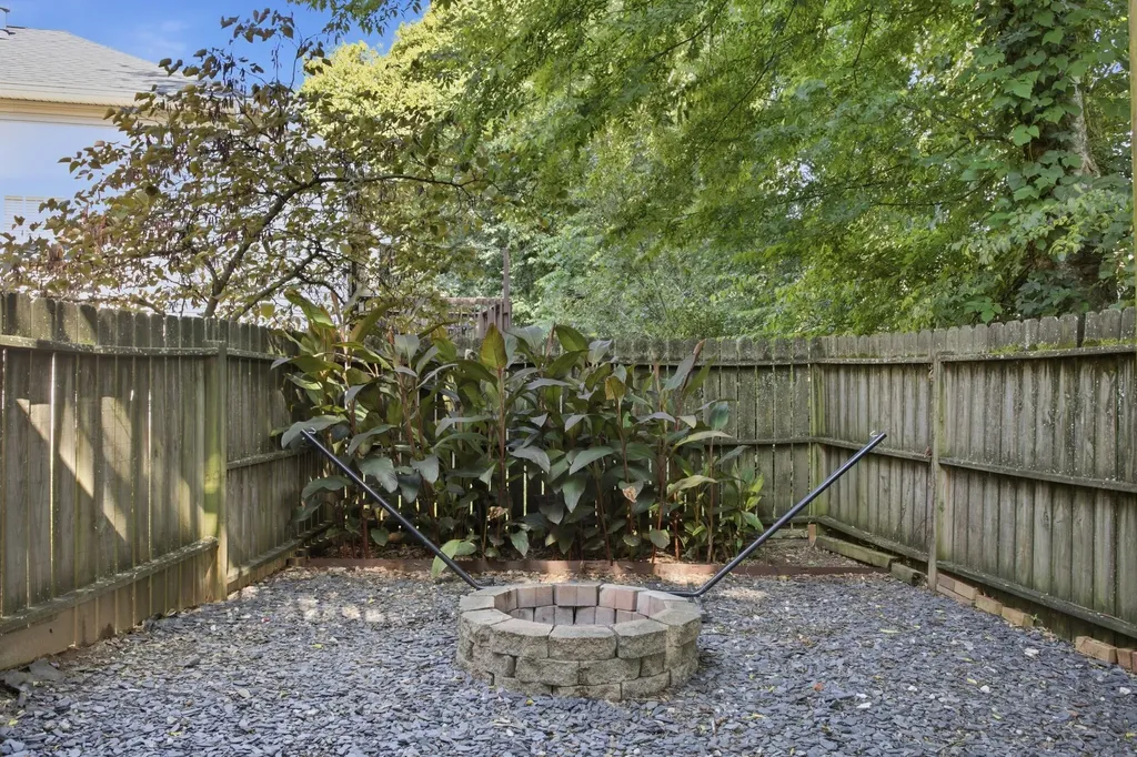 2070 Dinan Court Spring Hill TN 37174