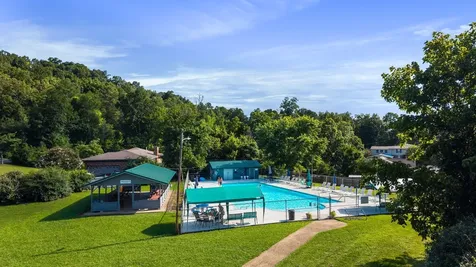 4825 Montcrest Drive Chattanooga TN 37416