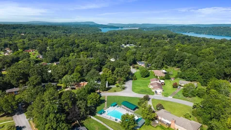 4825 Montcrest Drive Chattanooga TN 37416