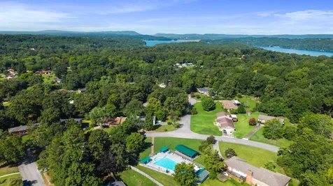 4825 Montcrest Drive Chattanooga TN 37416
