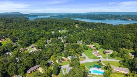 4825 Montcrest Drive Chattanooga TN 37416