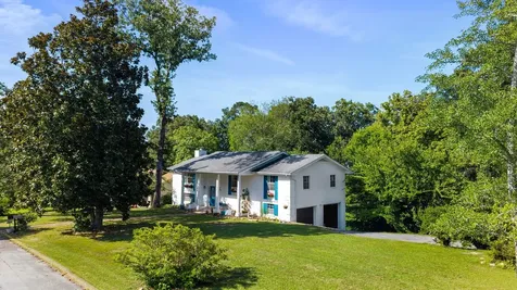 4825 Montcrest Drive Chattanooga TN 37416