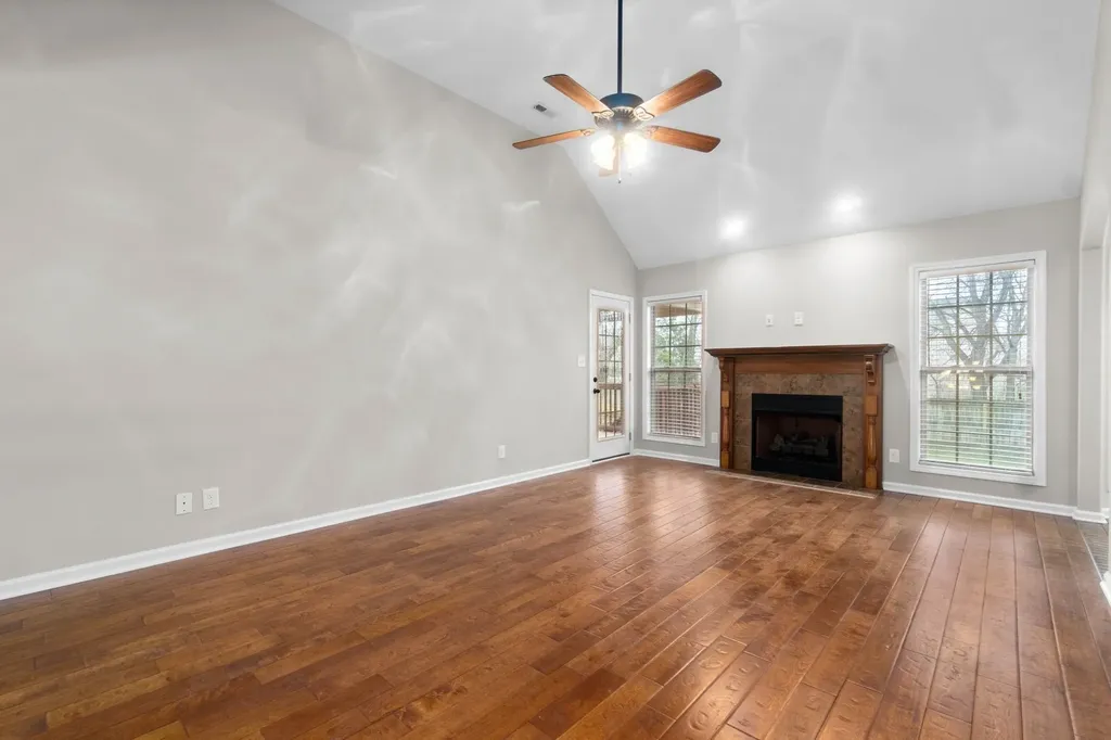 2485 Senseney Drive Clarksville TN 37042