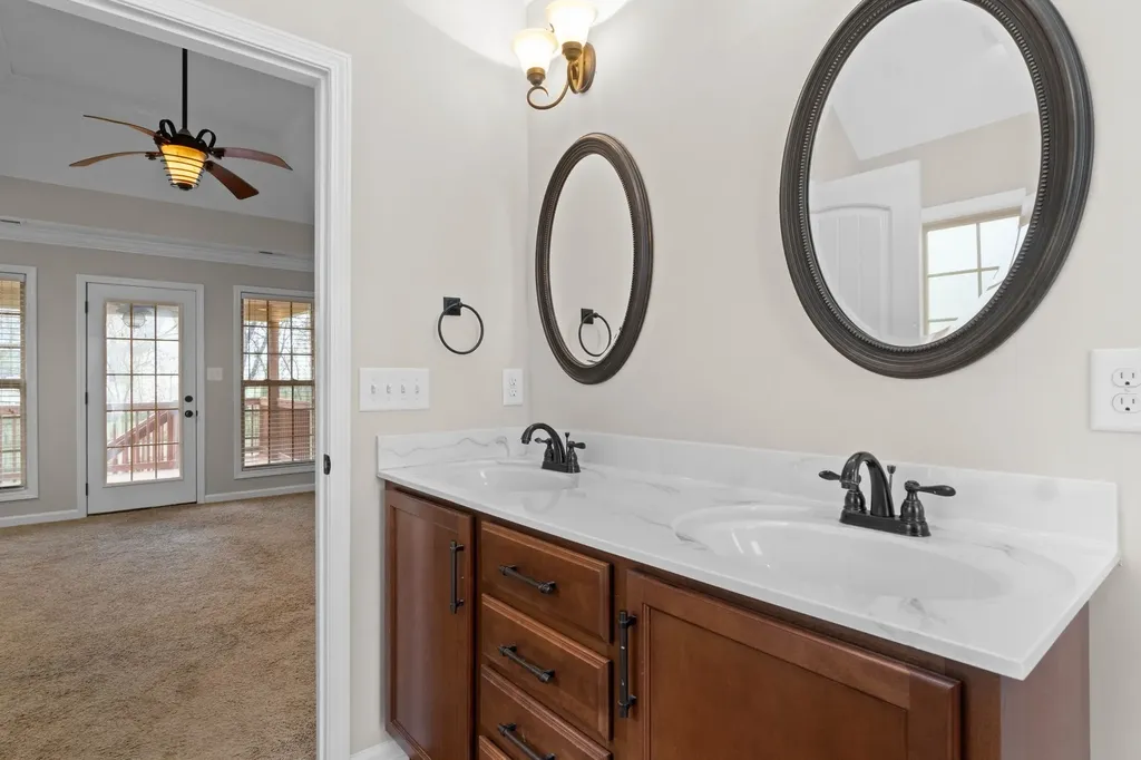 2485 Senseney Drive Clarksville TN 37042
