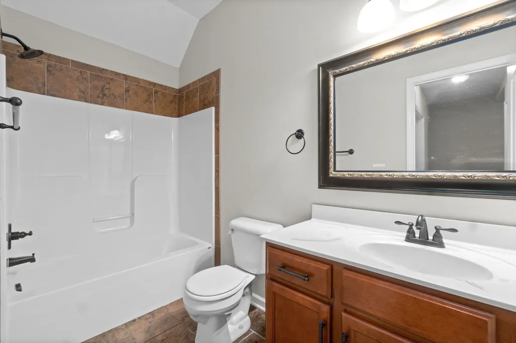 2485 Senseney Drive Clarksville TN 37042