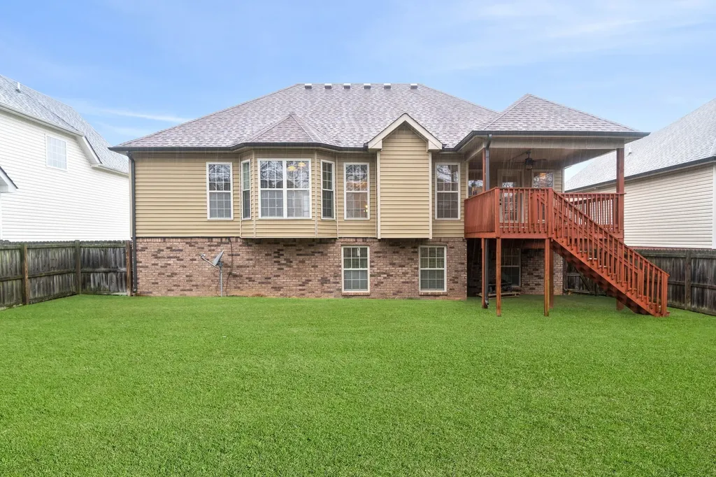2485 Senseney Drive Clarksville TN 37042