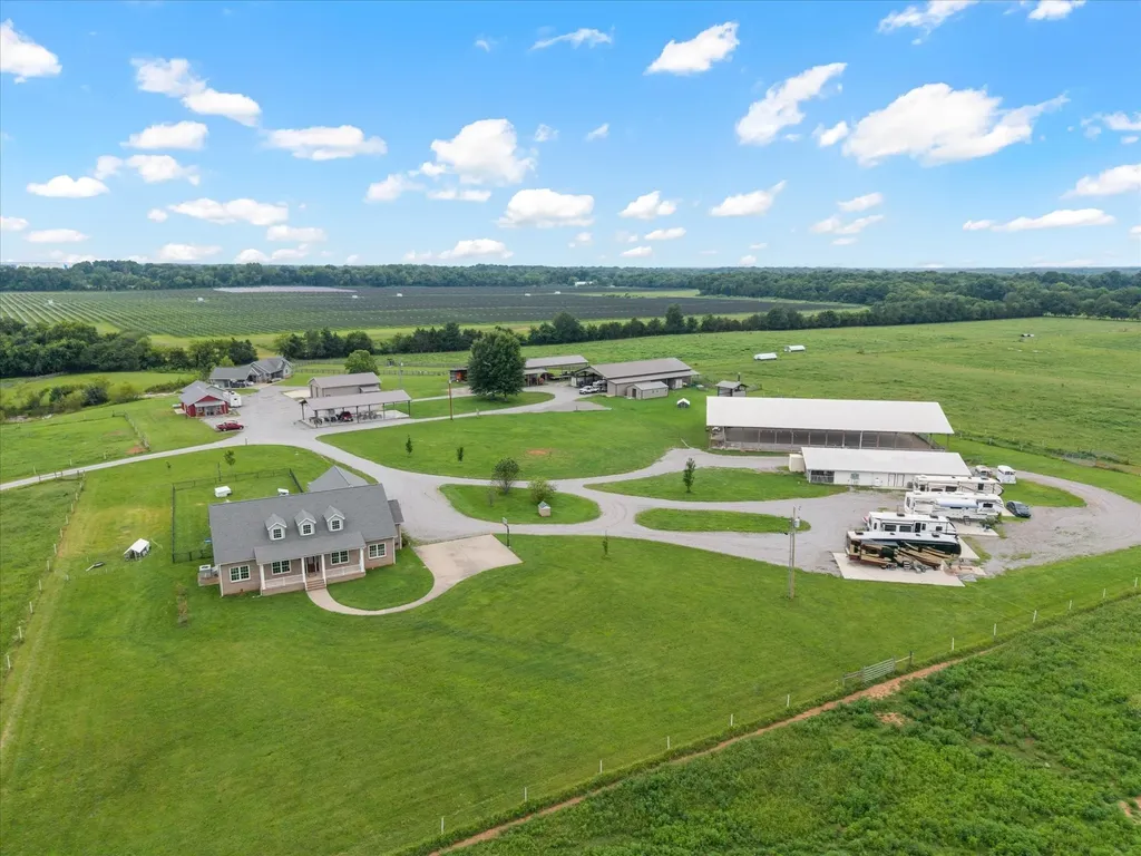221 Eady Road Shelbyville TN 37160