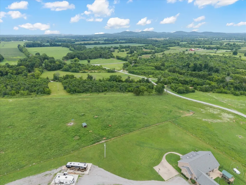 221 Eady Road Shelbyville TN 37160