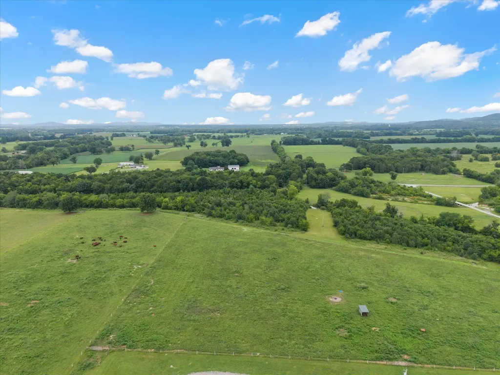 221 Eady Road Shelbyville TN 37160