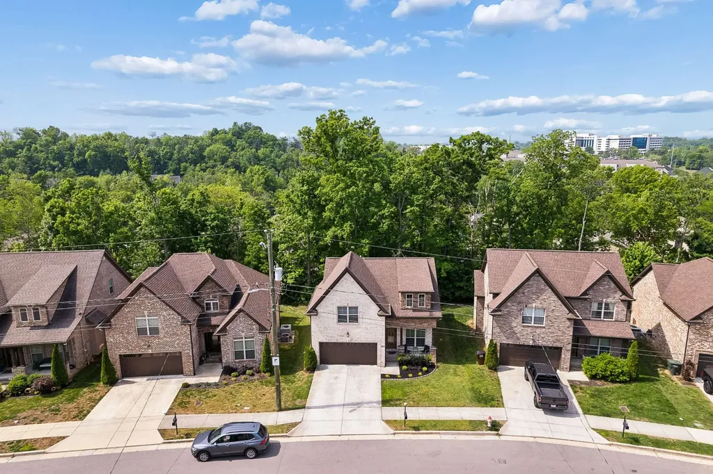 880 Bloomdale Trace Hermitage TN 37076