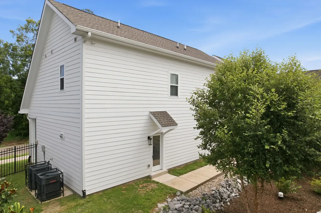 2305 Lacy Street Nashville TN 37208