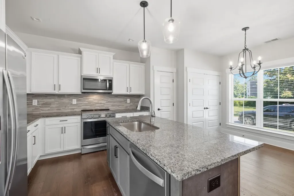 2305 Lacy Street Nashville TN 37208