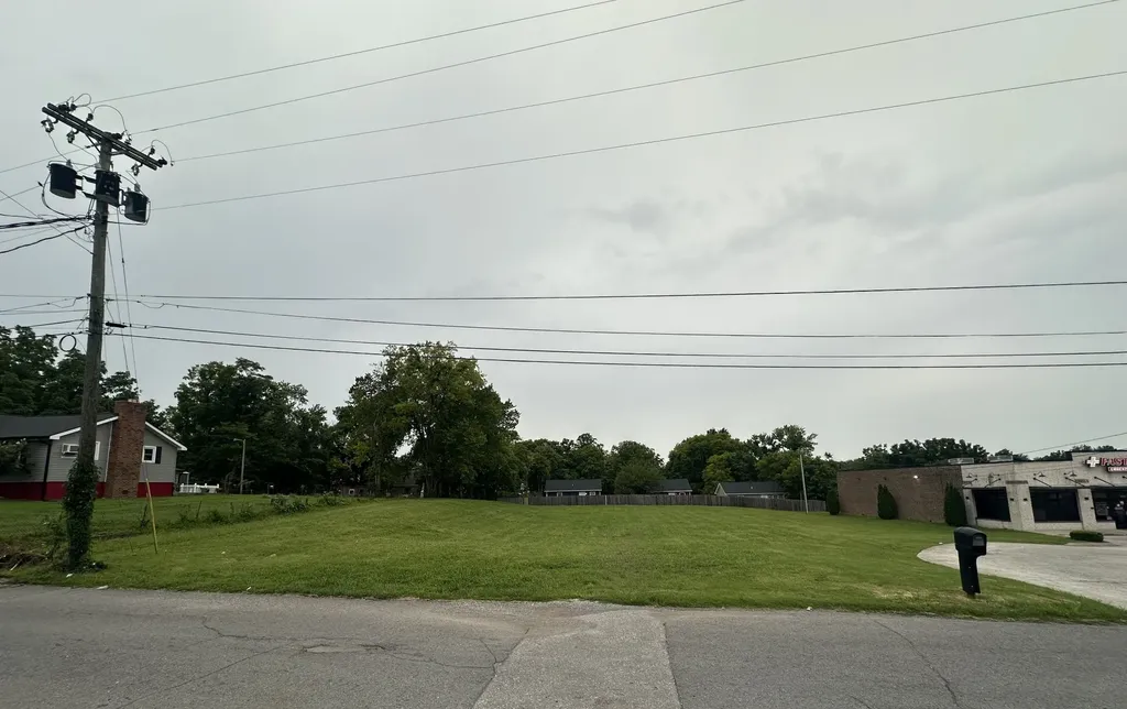 1609 Jones Street Springfield TN 37172