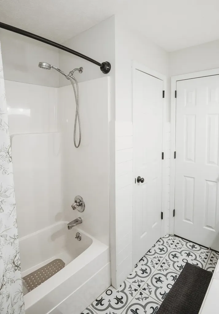 651 Oak Shadow Drive New Johnsonville TN 37134