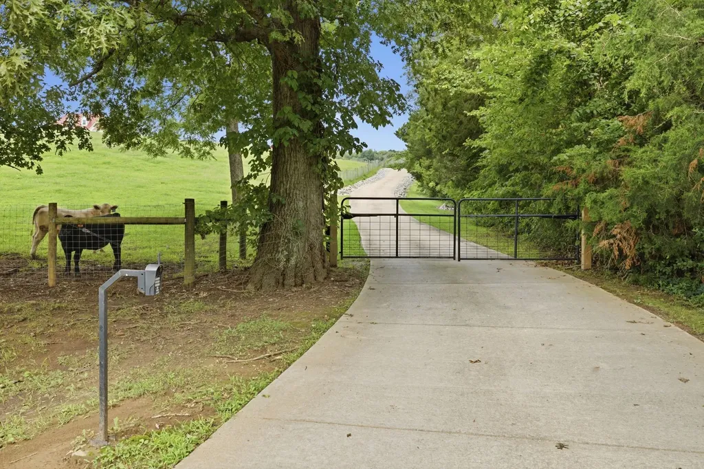 7595 Nolensville Road Nolensville TN 37135
