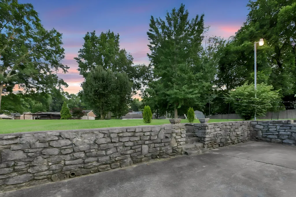 4025 Lake Parkway Hermitage TN 37076
