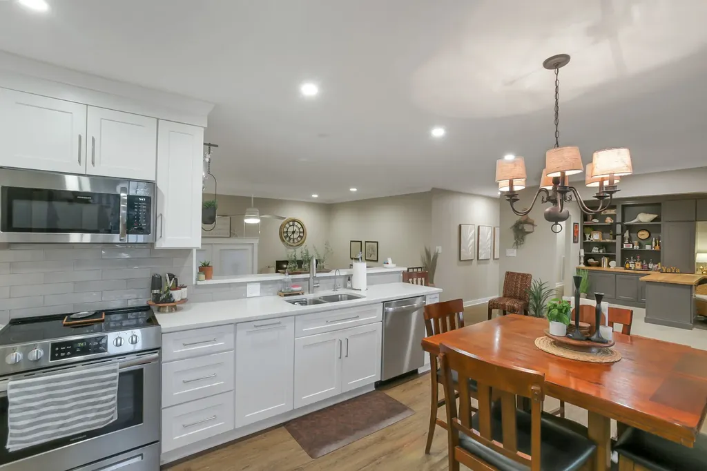 4025 Lake Parkway Hermitage TN 37076