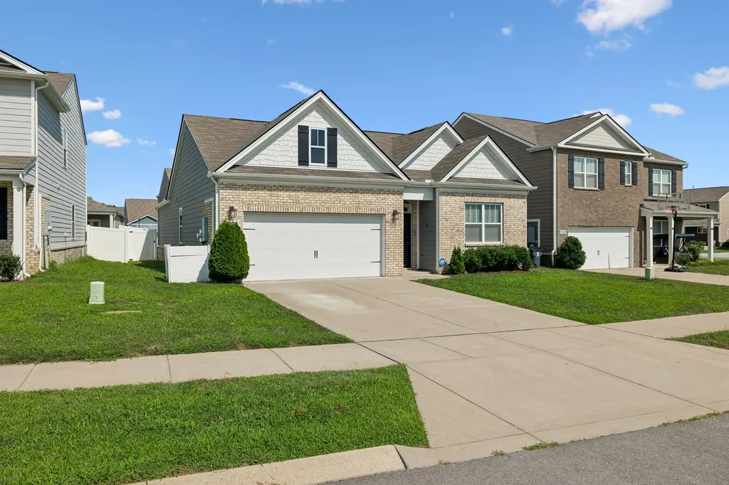 7098 Sunny Parks Drive White House TN 37188