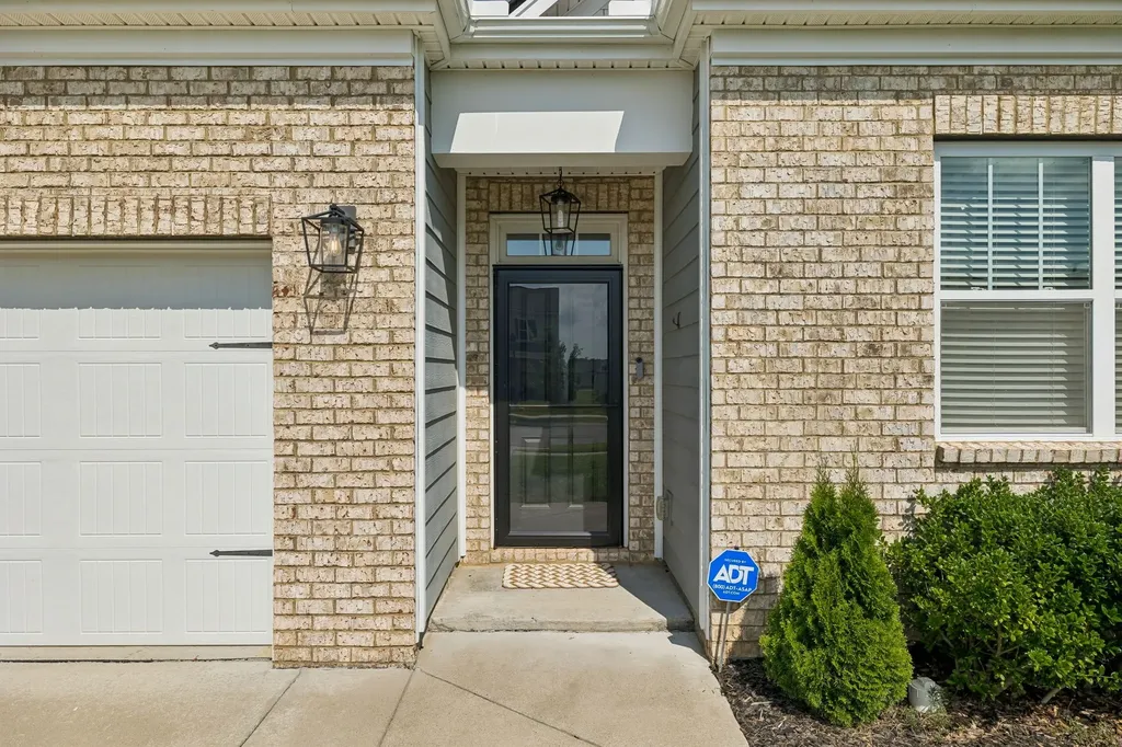 7098 Sunny Parks Drive White House TN 37188