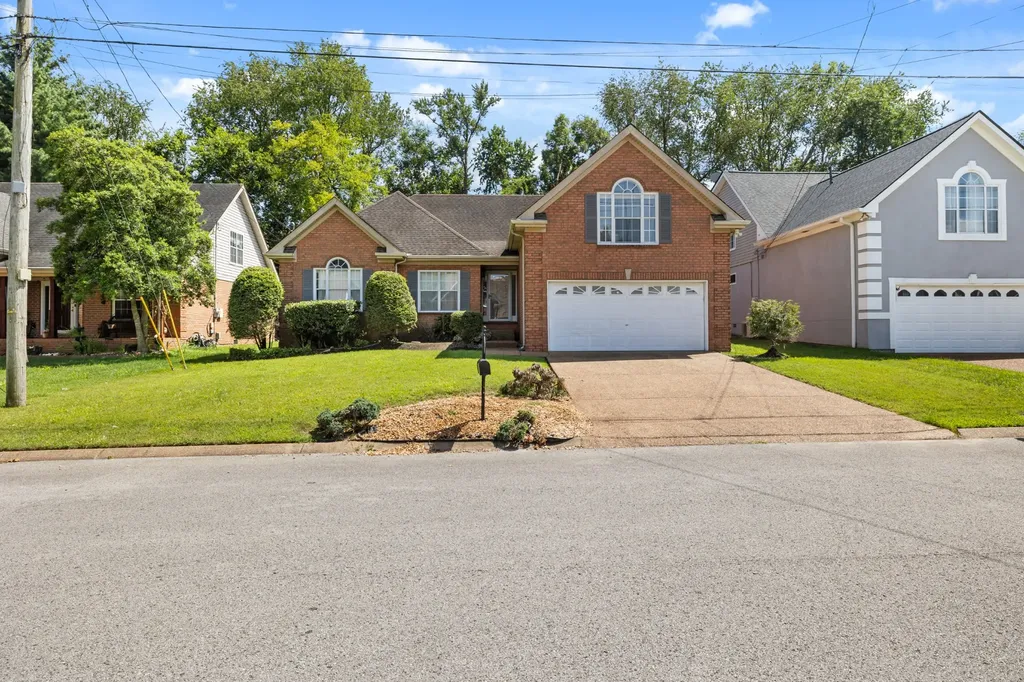 5436 Reagan Run Antioch TN 37013