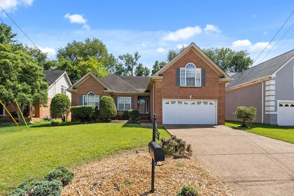 5436 Reagan Run Antioch TN 37013