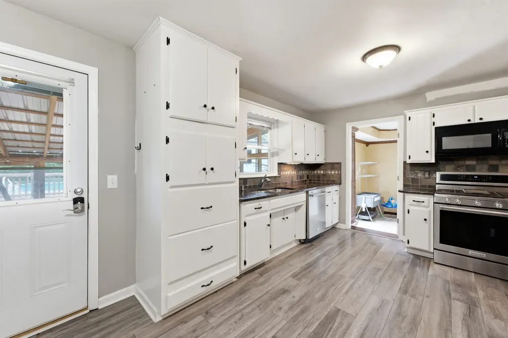 776 Rack Court Murfreesboro TN 37129