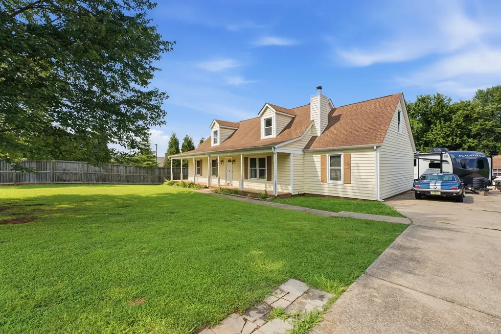 776 Rack Court Murfreesboro TN 37129