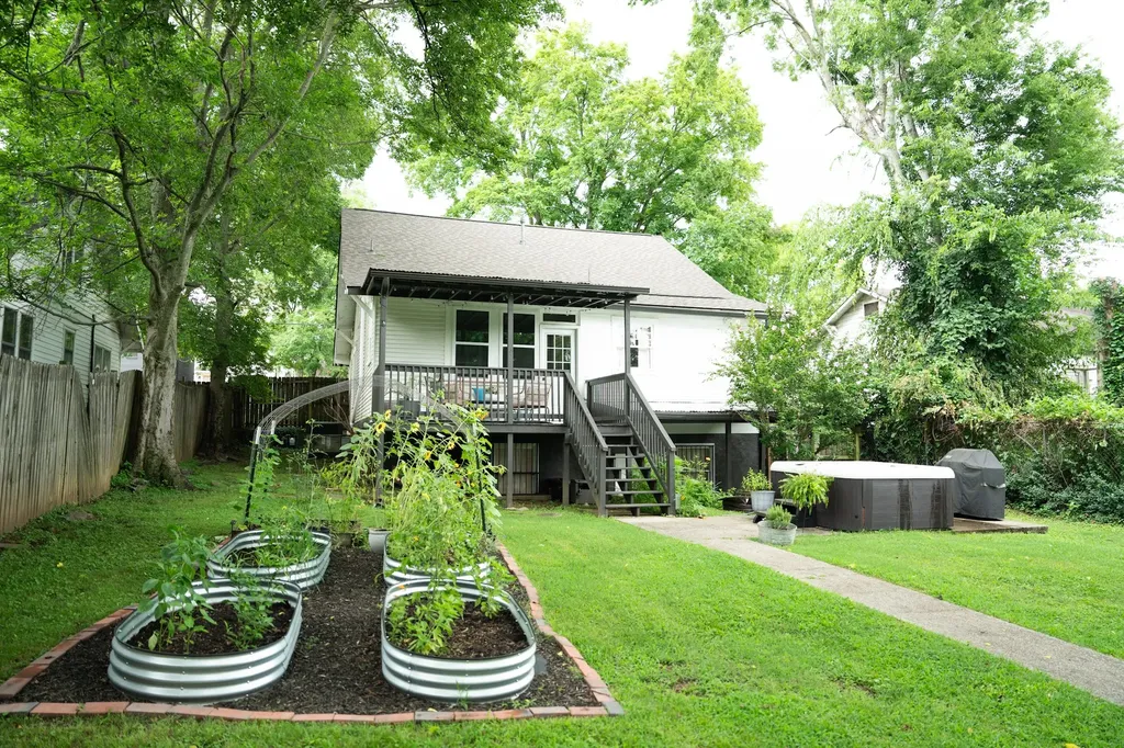 1338 Pennock Avenue Nashville TN 37207