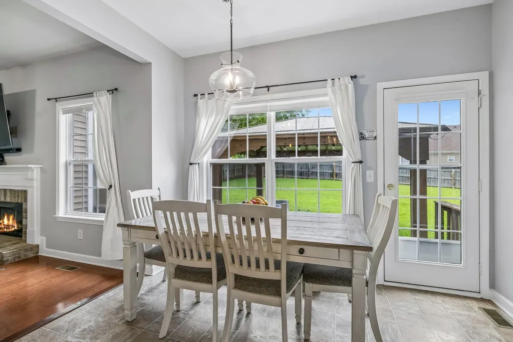 2268 Dewey Drive Spring Hill TN 37174