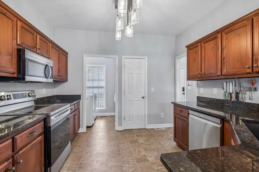 2268 Dewey Drive Spring Hill TN 37174