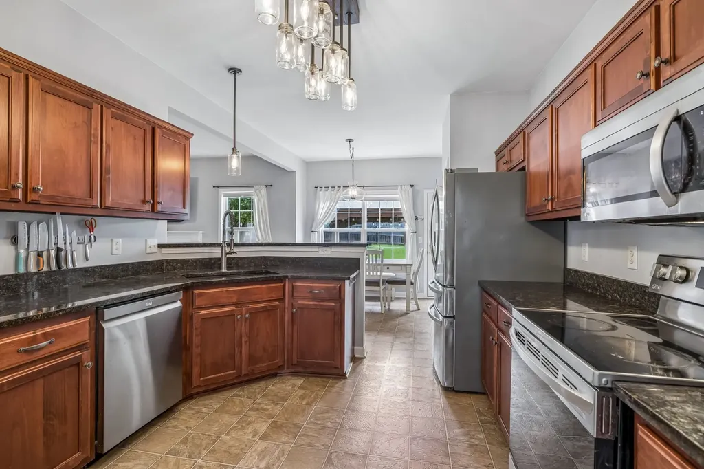 2268 Dewey Drive Spring Hill TN 37174