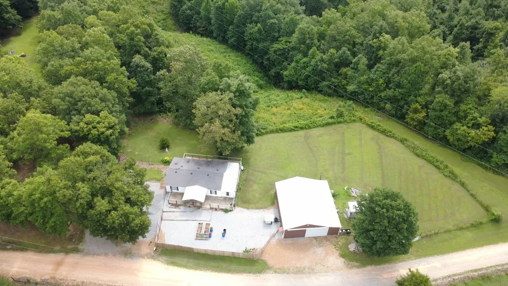 262 Woodland Heights Road Centerville TN 37033