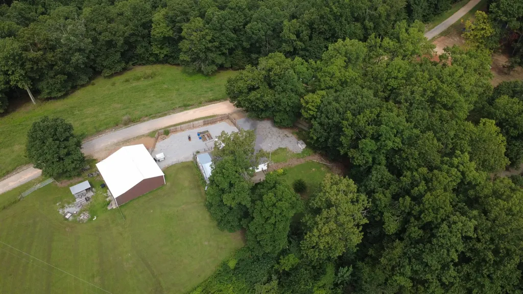 262 Woodland Heights Road Centerville TN 37033