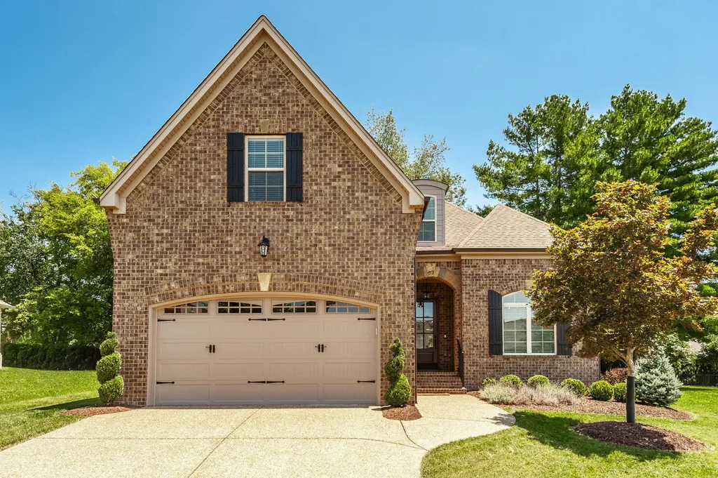 1009 Jarman Pvt Lane Gallatin TN 37066