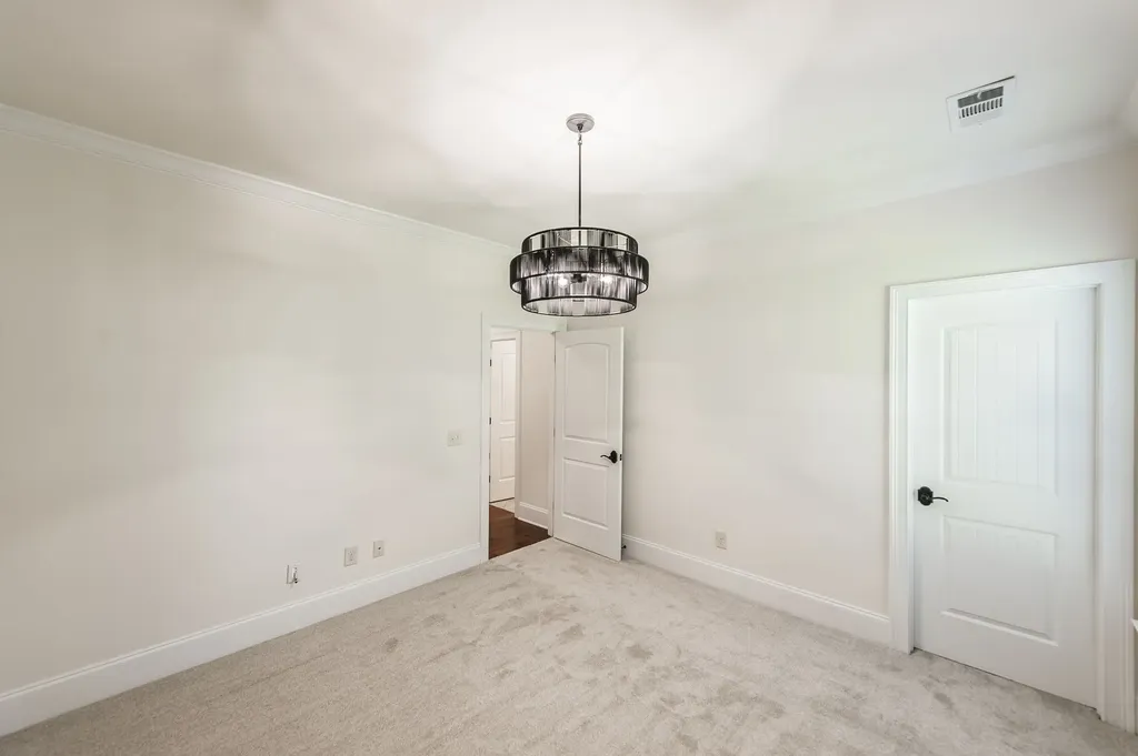 1009 Jarman Pvt Lane Gallatin TN 37066