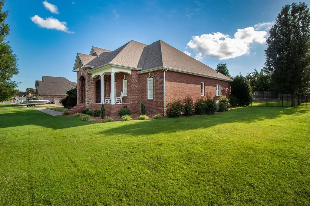 323 Ridgecrest Drive Winchester TN 37398