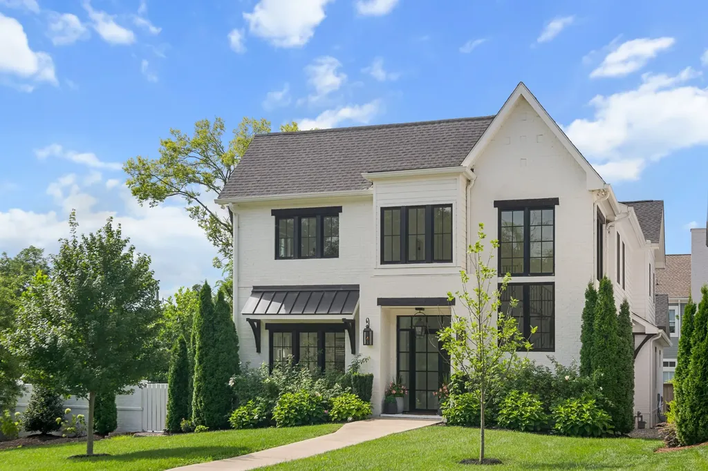1715 Hillmont Drive Nashville TN 37215
