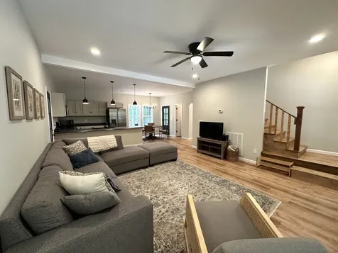 2220 Sarvisberry Place Monteagle TN 37356