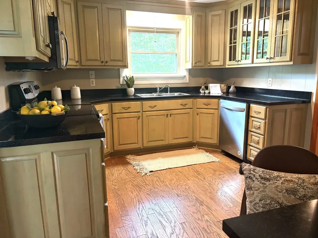 202 Harpeth Hills Drive Kingston Springs TN 37082