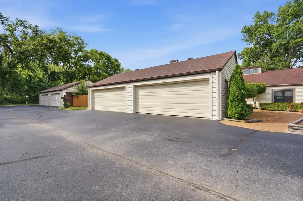 4864 Woodview Drive Old Hickory TN 37138