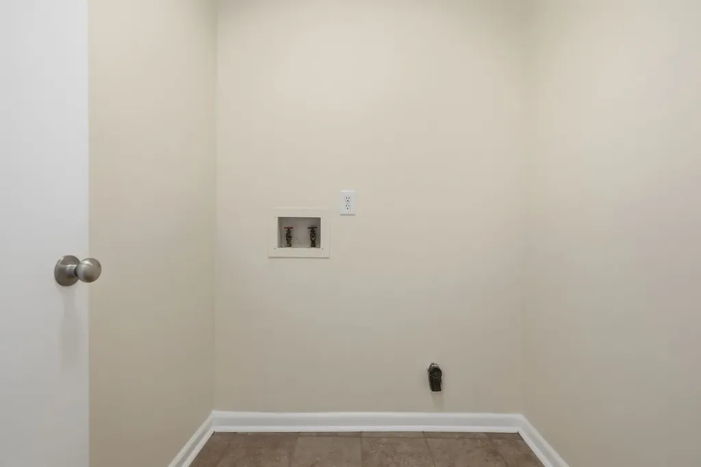 4864 Woodview Drive Old Hickory TN 37138