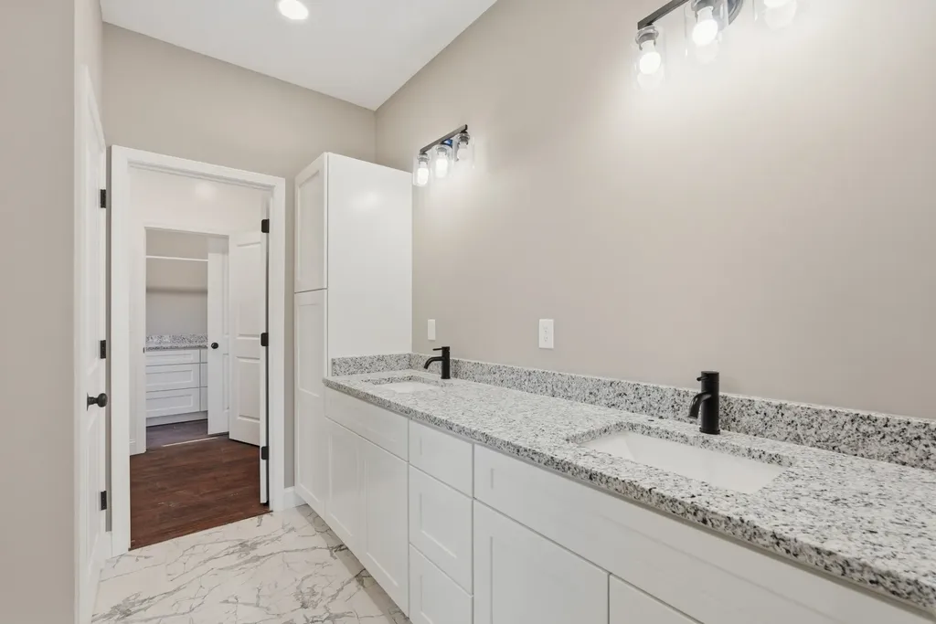 129 Oakley Estates Road Allons TN 38541