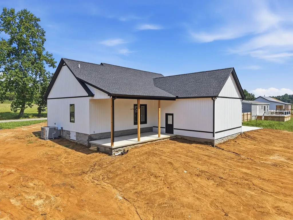 129 Oakley Estates Road Allons TN 38541