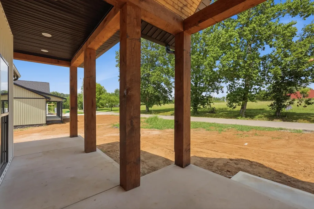 129 Oakley Estates Road Allons TN 38541