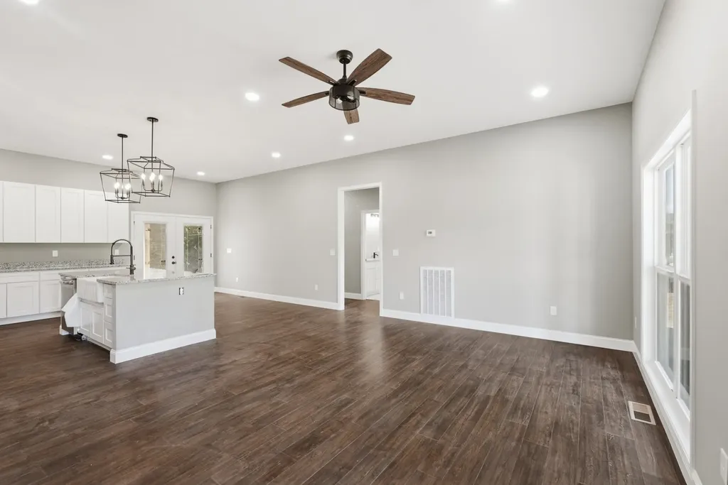 129 Oakley Estates Road Allons TN 38541