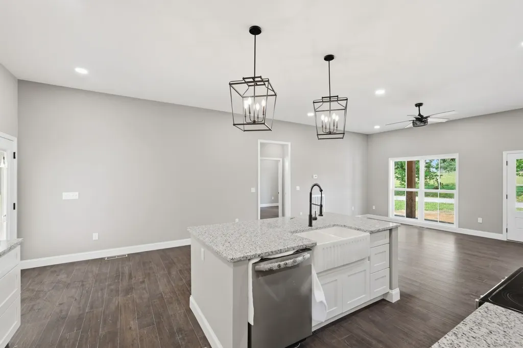 129 Oakley Estates Road Allons TN 38541